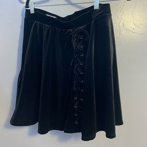 Hot topic velvet skirt size L